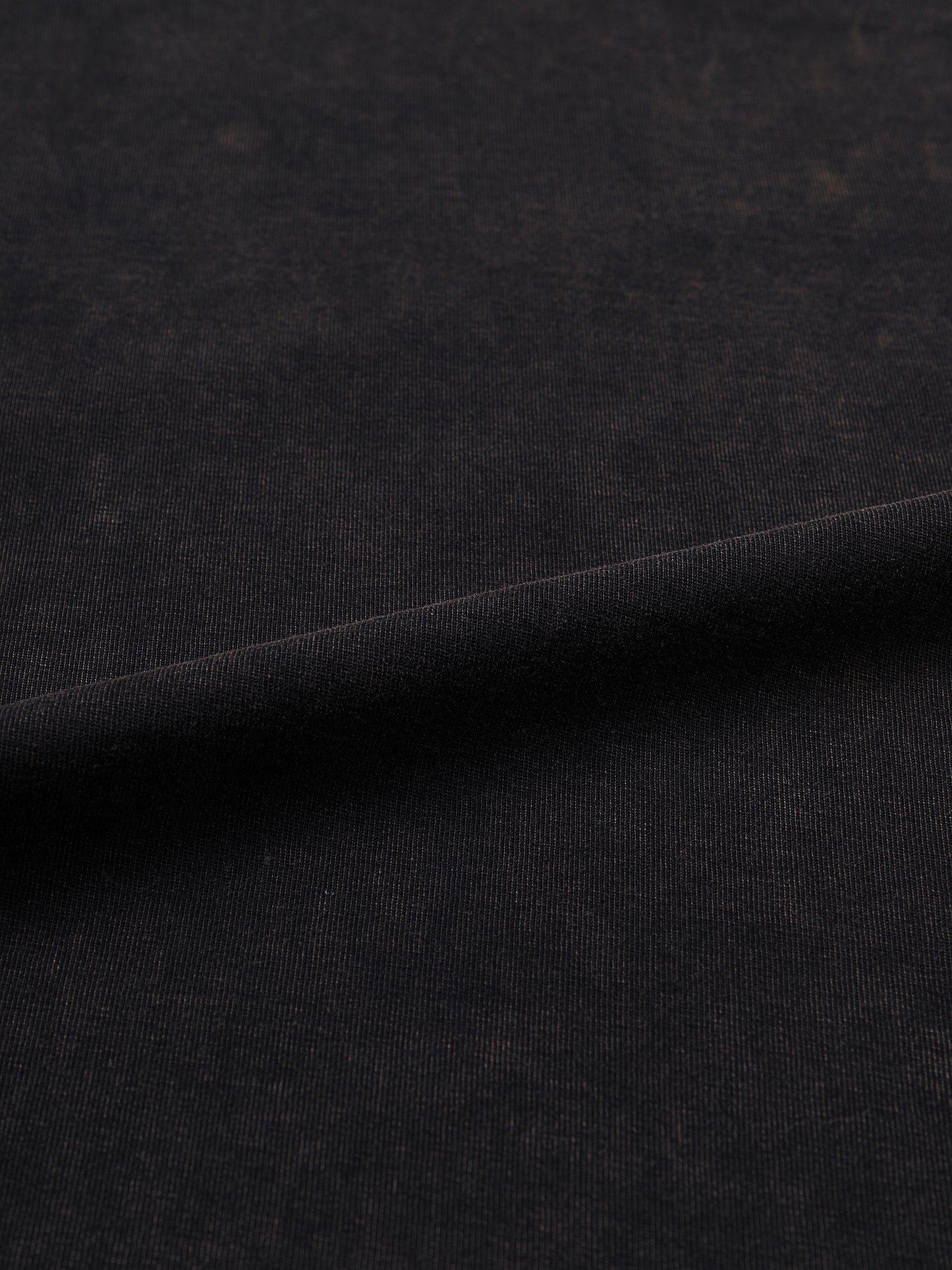 street,t shirt,modern,man