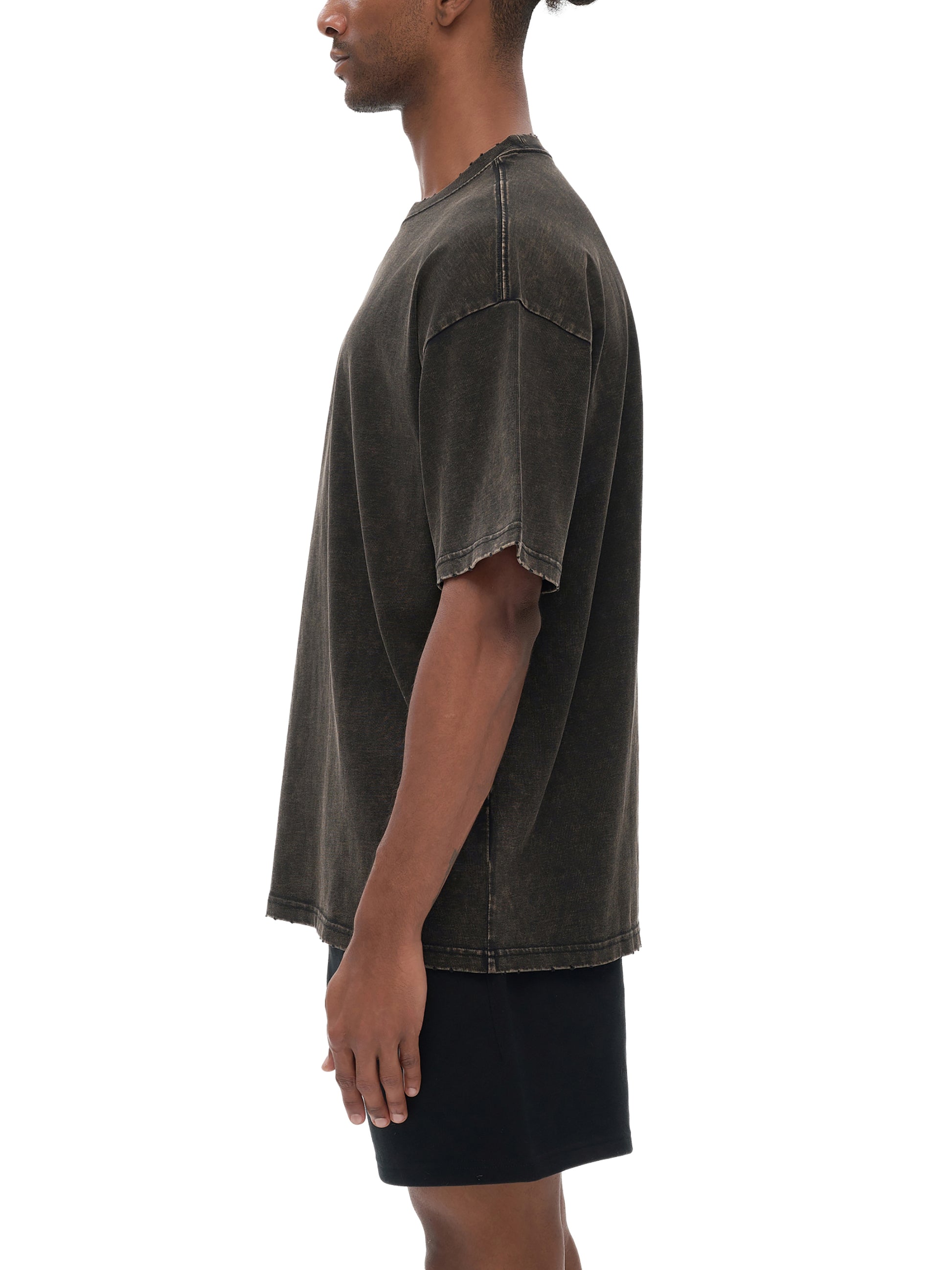 street,t shirt,modern,man