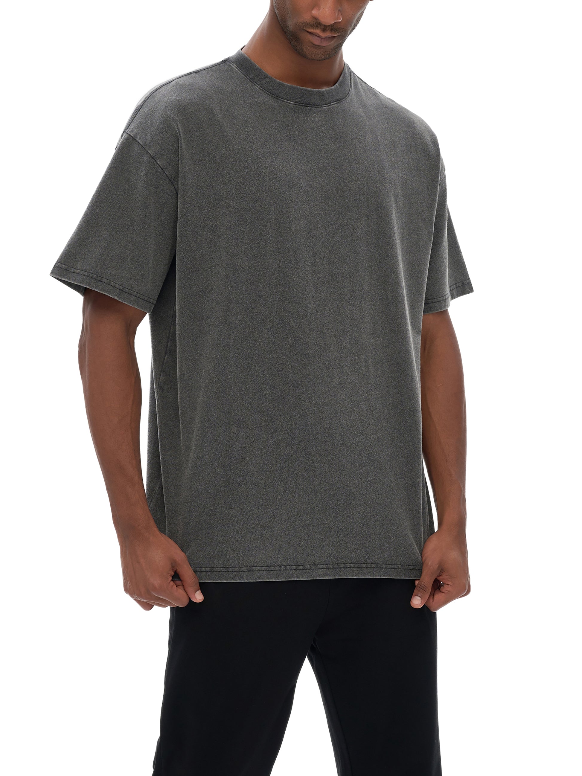 street,modern,t shirt,man