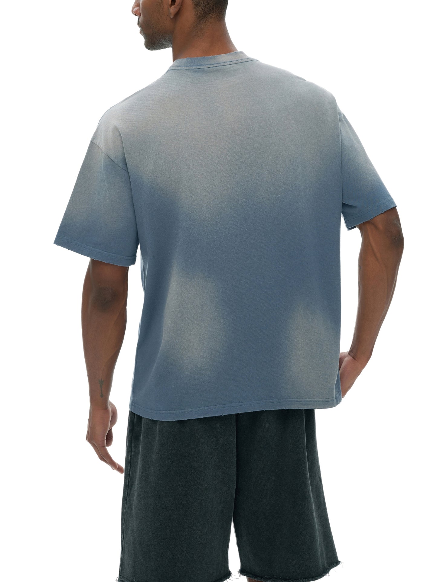 street,t shirt,blank,man