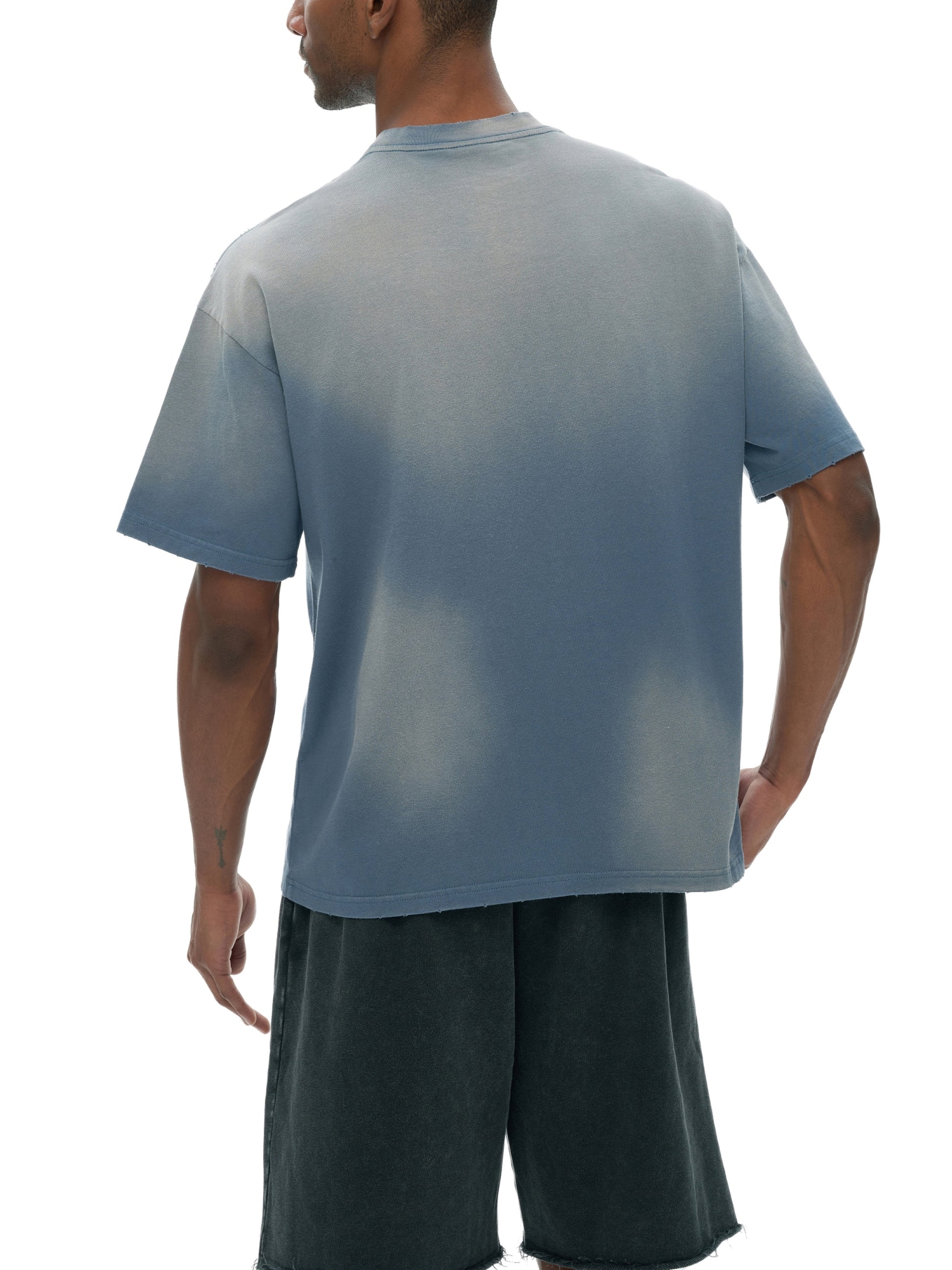 street,t shirt,blank,man