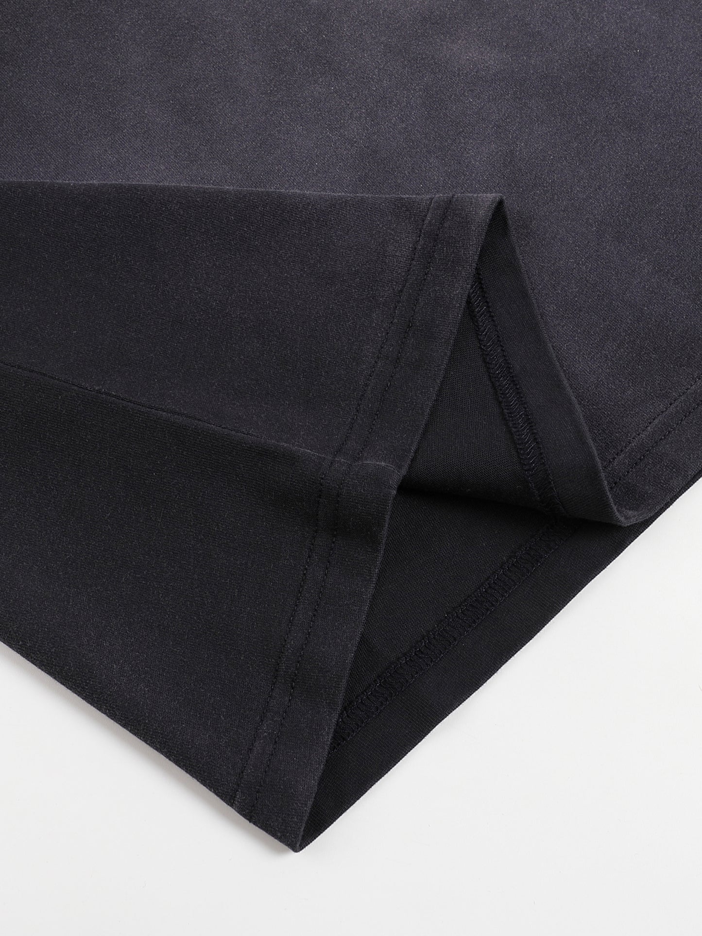 street,t shirt,modern