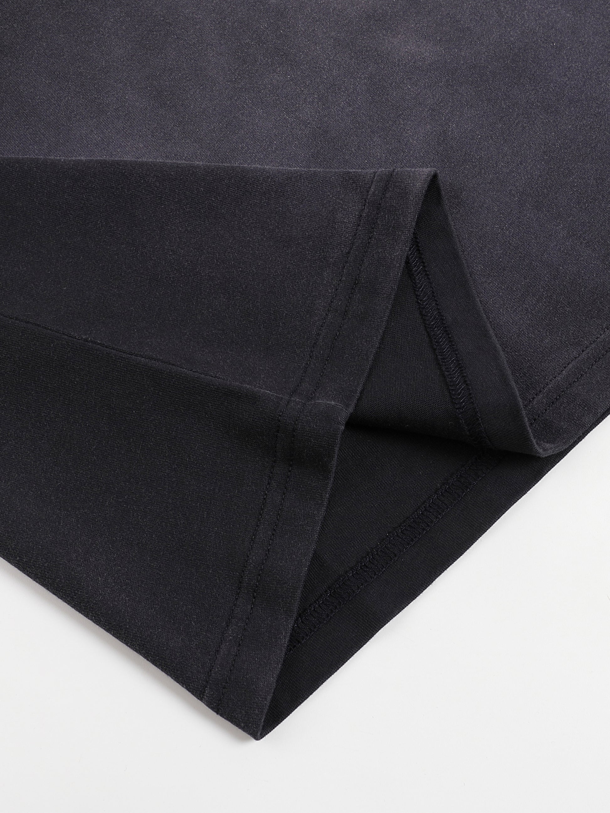 street,t shirt,modern