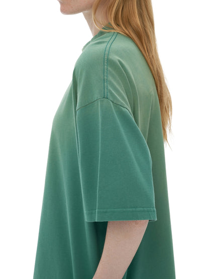 street,t shirt,modern