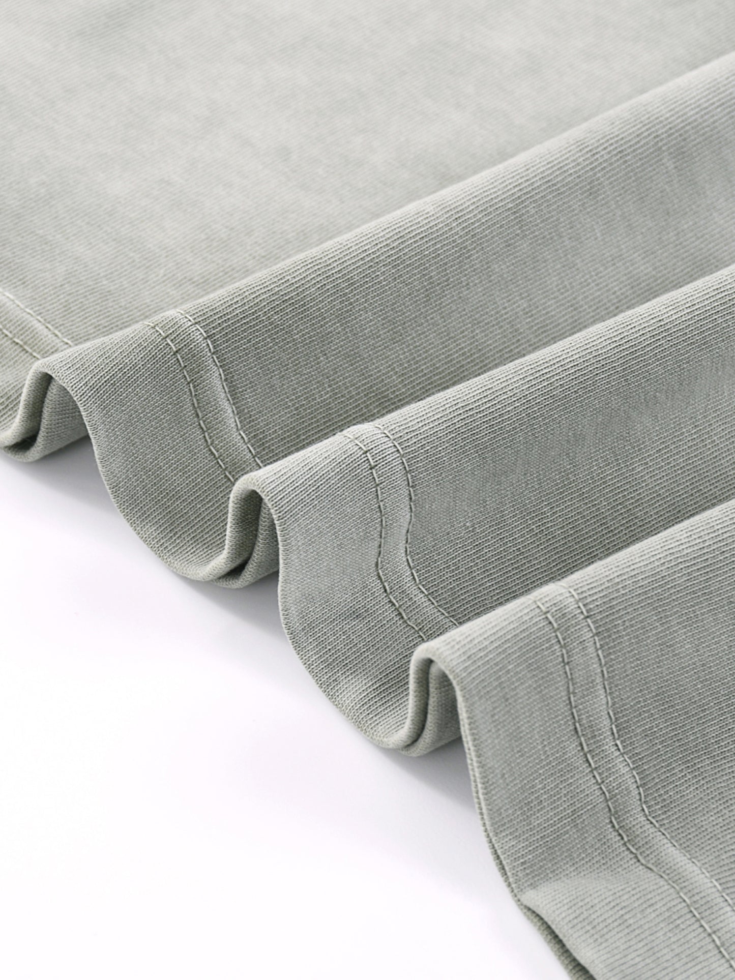 street,t shirt,modern,man