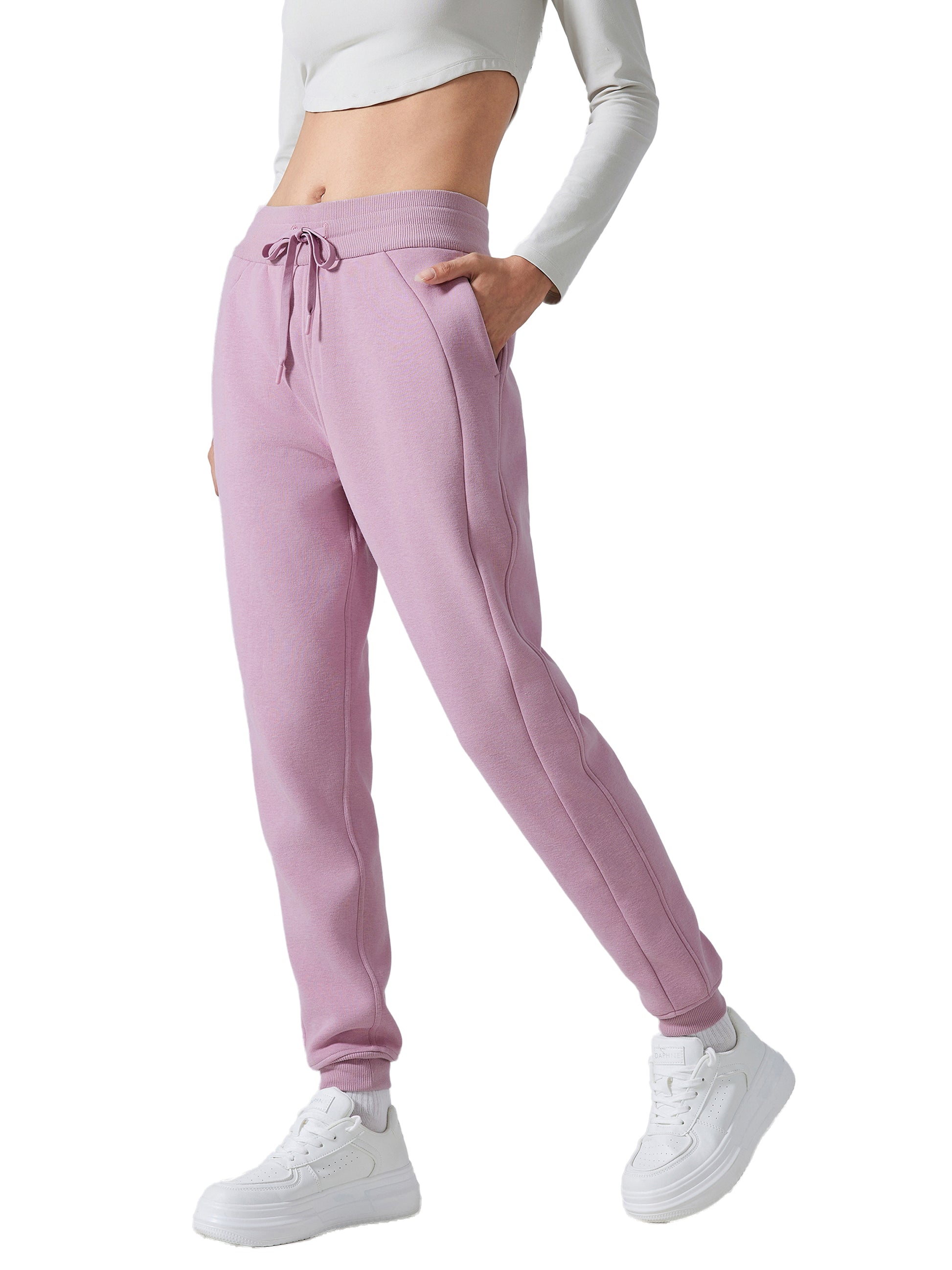 sweatpants,modern,lady,woman