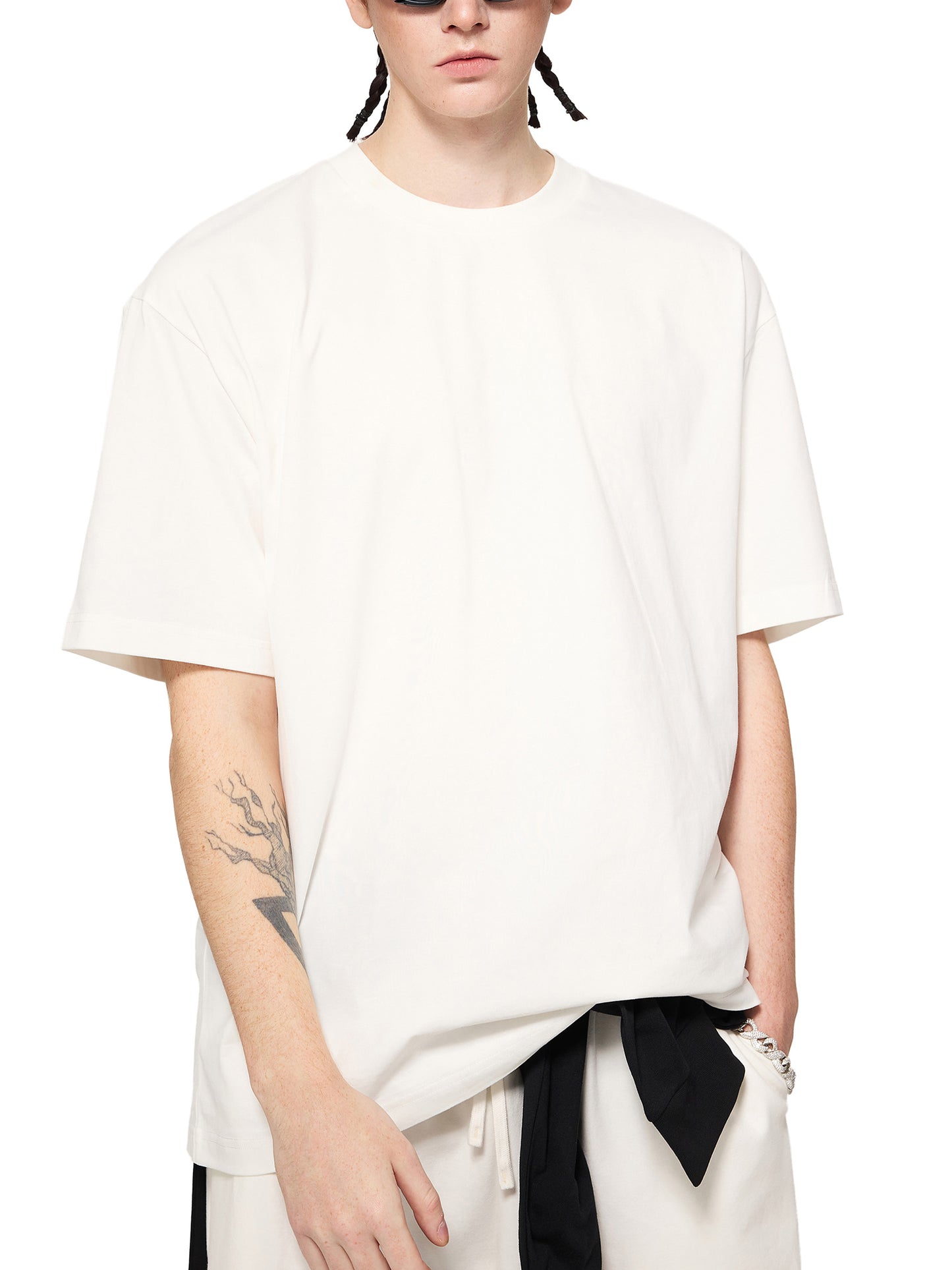 t shirt,modern,street,blank