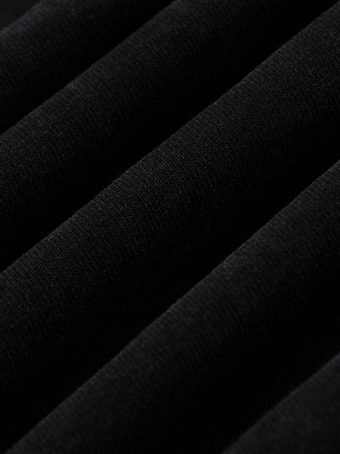 sleeveless,tank top,ripped,street