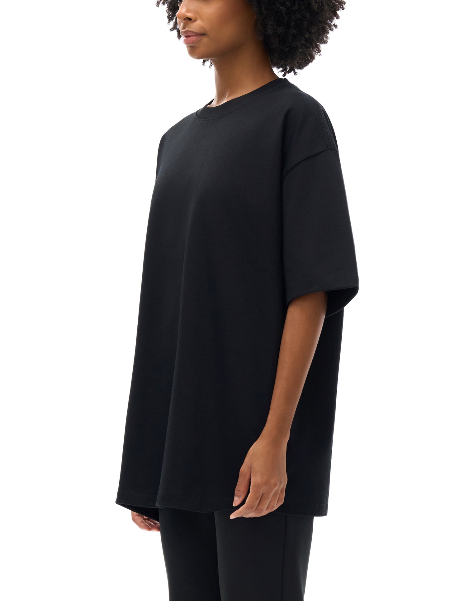 street,t shirt,modern,man