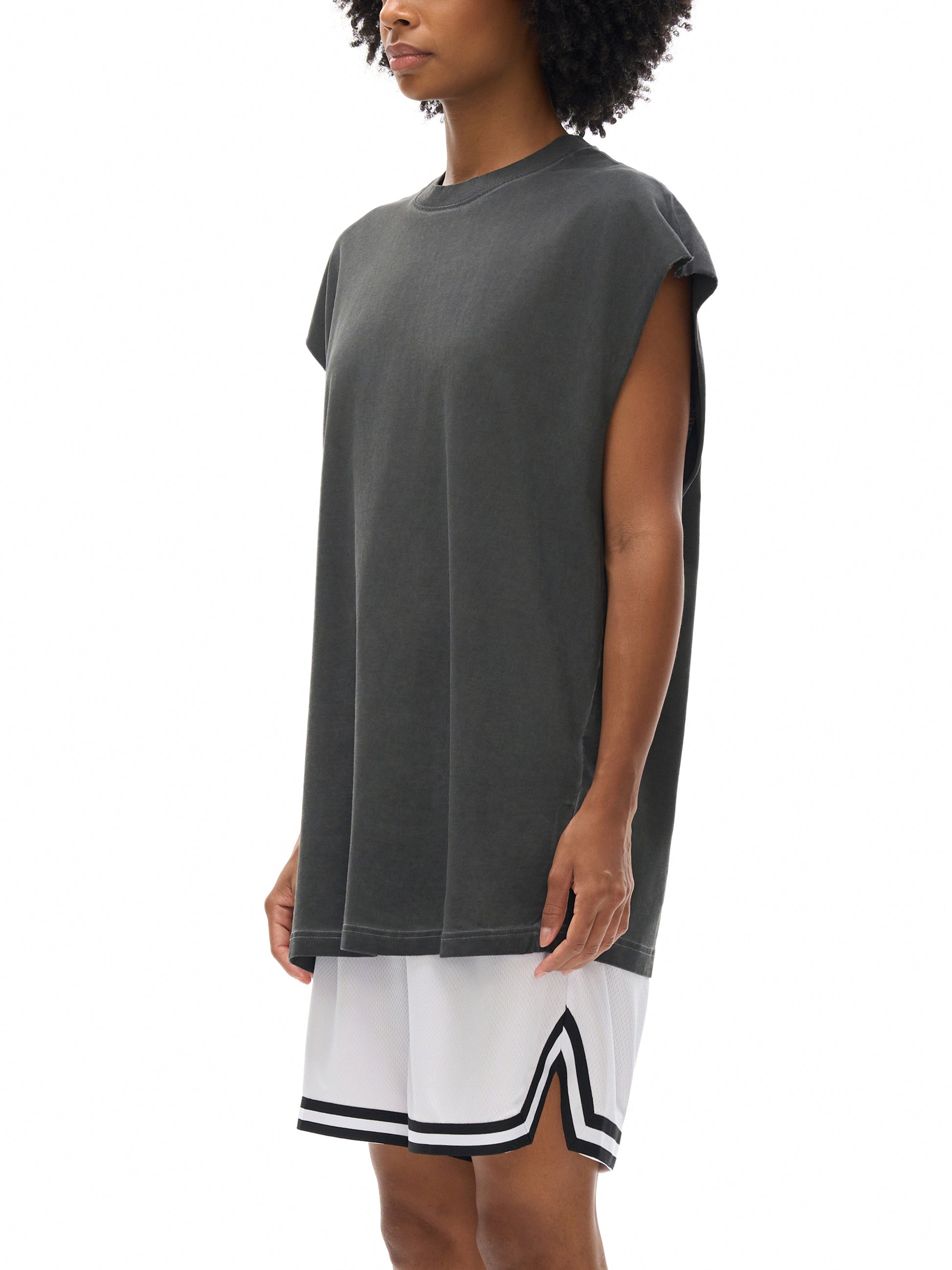 sleevless,tank top,street,washed