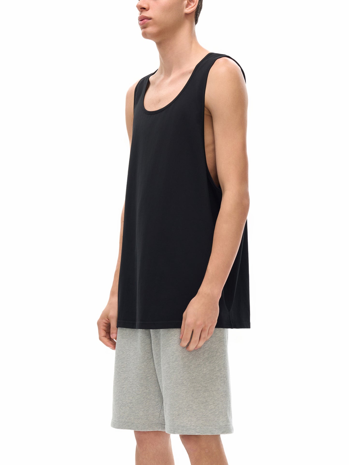 loose,tank top,street,sleeveless