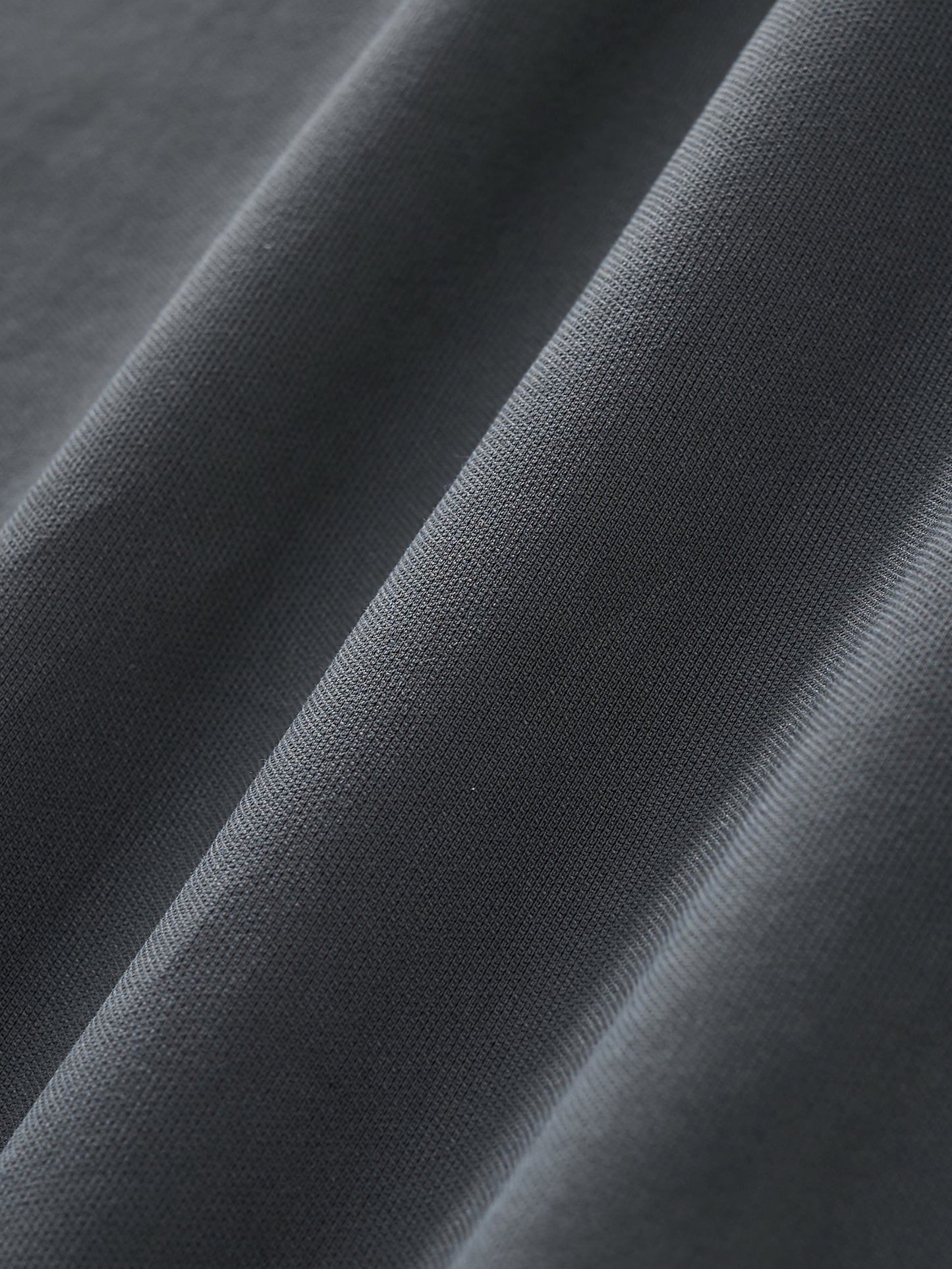 long sleeve,sporty,modern,street