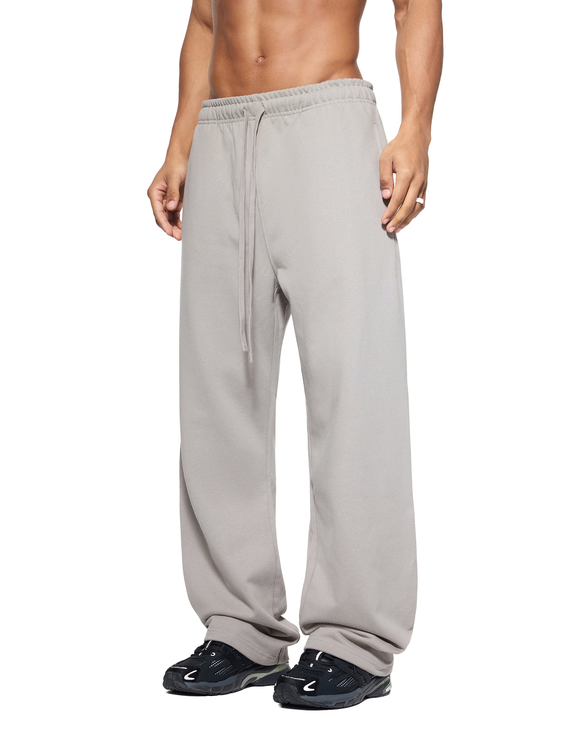 street,modern,sweatpants,man