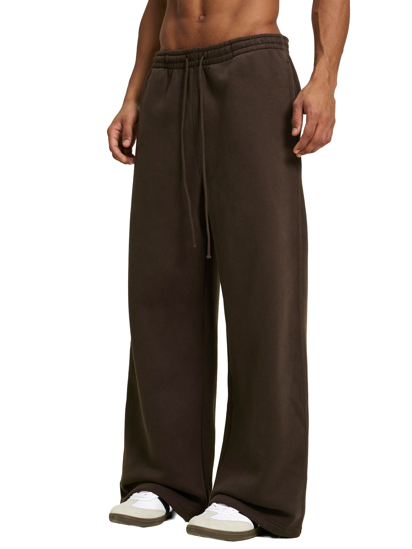 street,modern,sweatpants