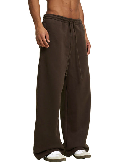 street,modern,sweatpants