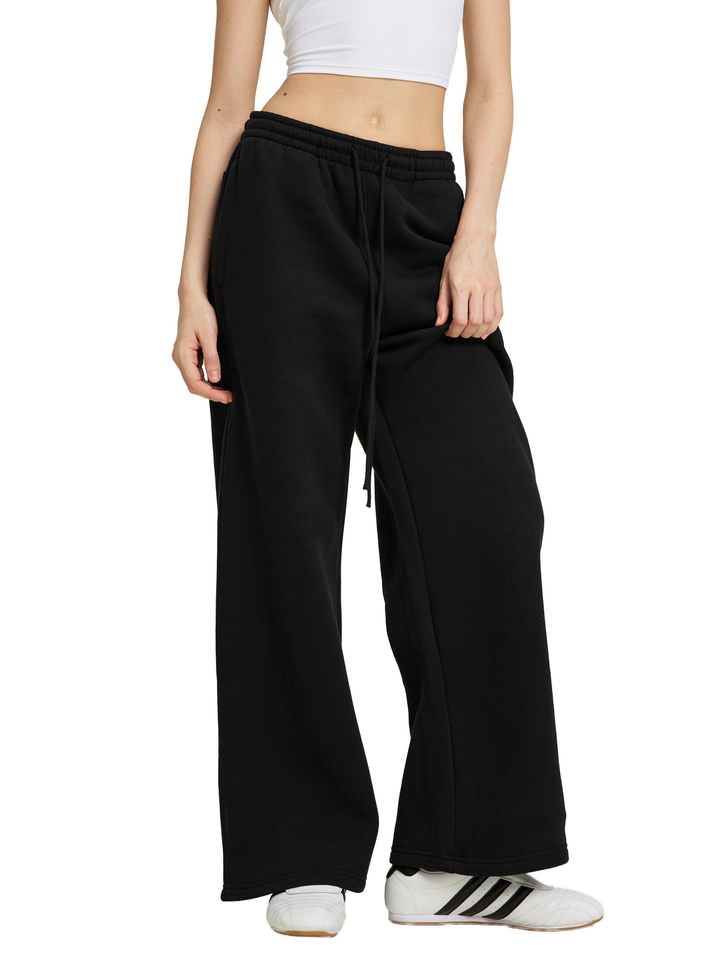 street,modern,sweatpants