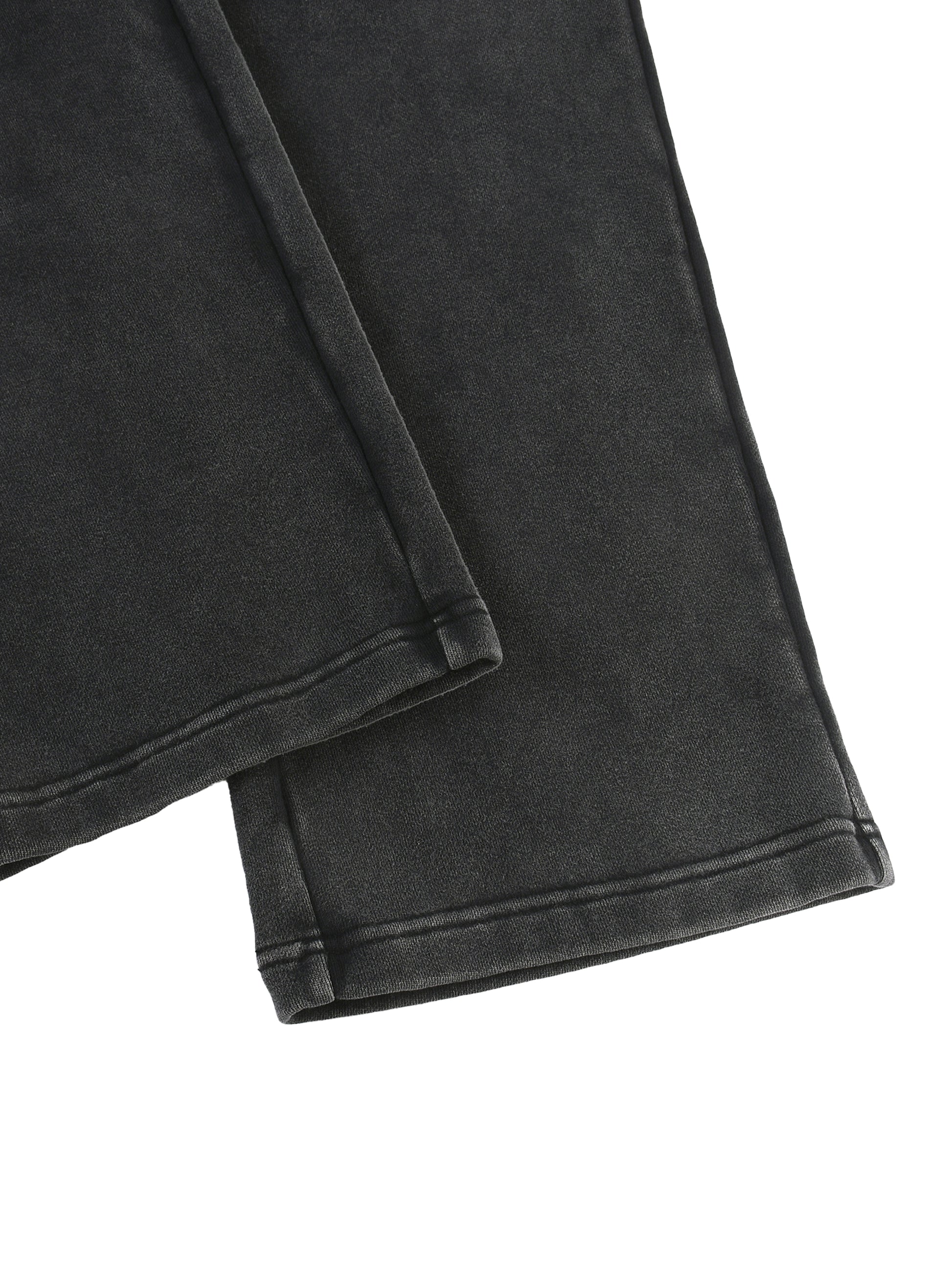 modern,street,sweatpants,man