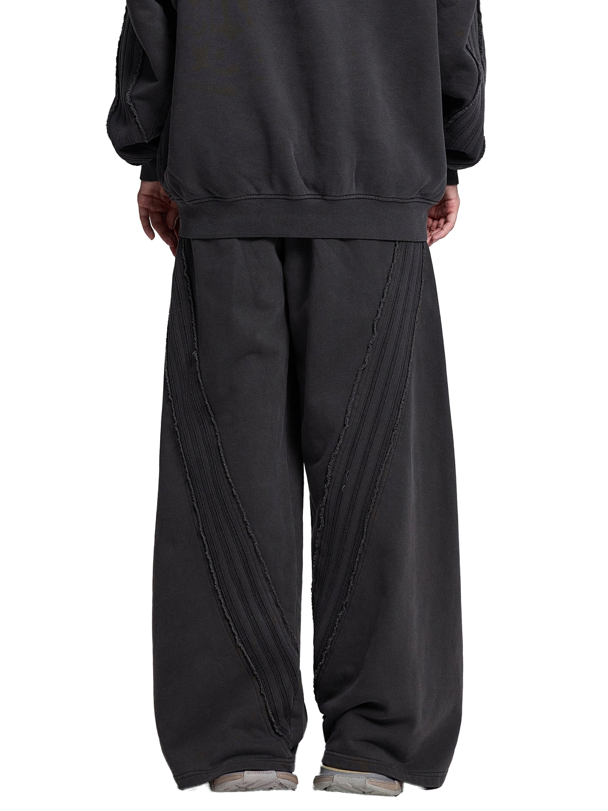 street,modern,man,sweatpants