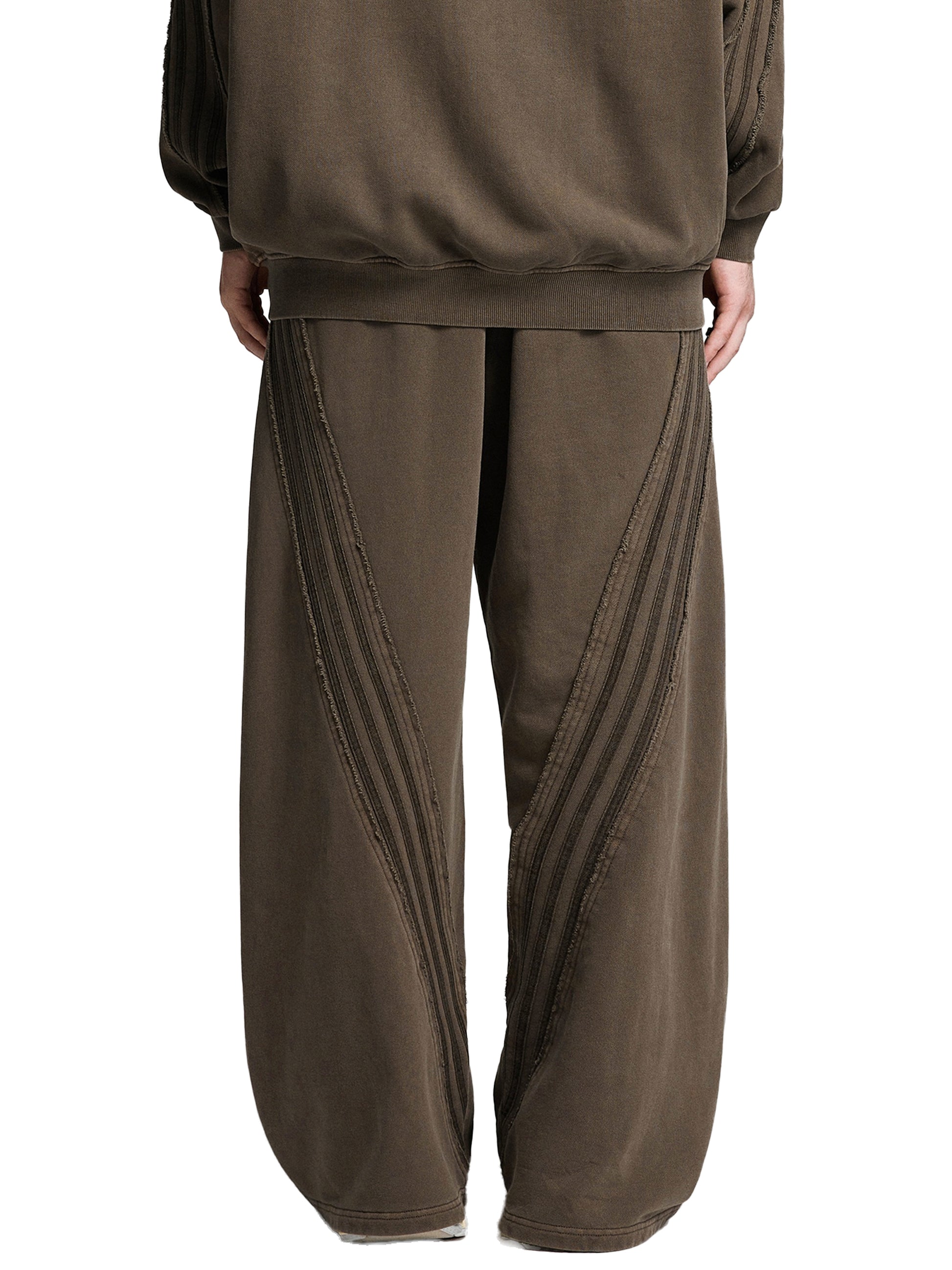 street,modern,man,sweatpants