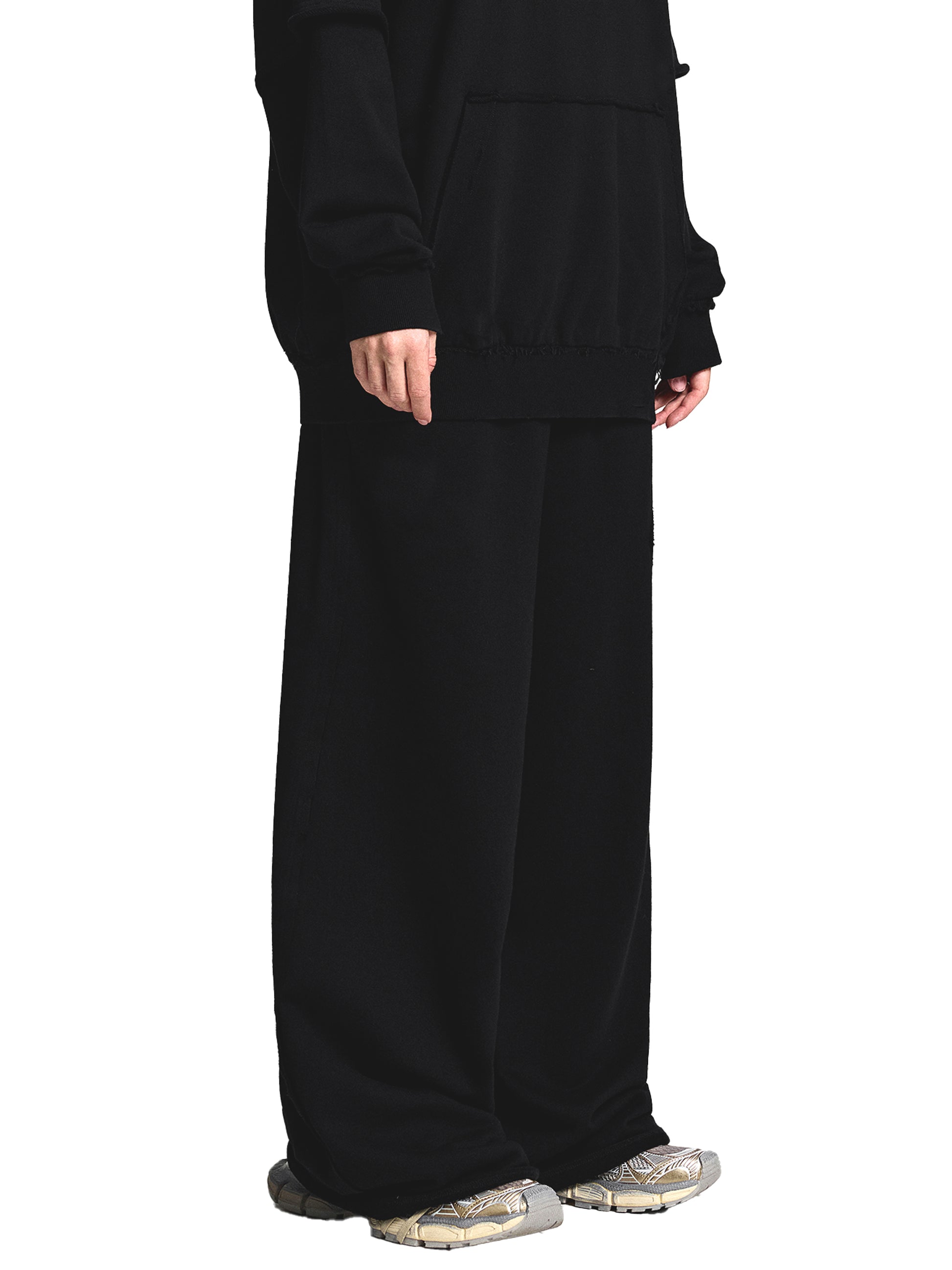 street,modern,sweatpants,man